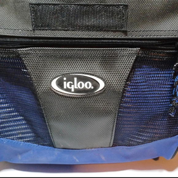 Igloo Miller Lite True To Texas Cowboys Rolling Soft Shell Cooler retractable - Picture 12 of 12